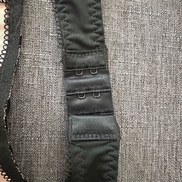 FREYA Deco Darling Black Lace Floral Garter Belt and Panty Set with bows & gem - Picture 4 of 12